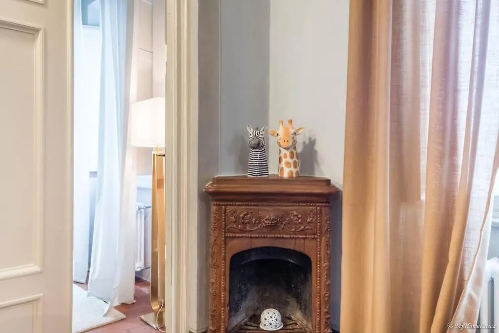 Casa Maria - Attico Di Lusso Vicino Alle Mura Lucca Italy