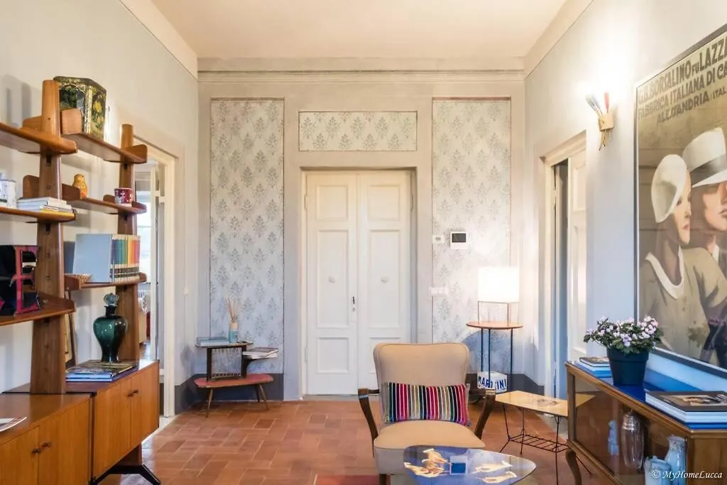 Casa Maria - Attico Di Lusso Vicino Alle Mura Lucca Italy
